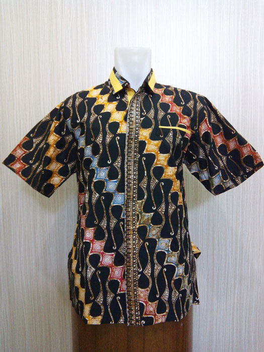 Batik Katun Cap Kemeja Kerja Lengan Pendek Motif Batik Parang Gradasi