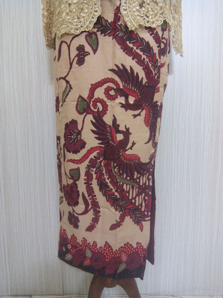 Rok Batik Pramugari Merak Doby